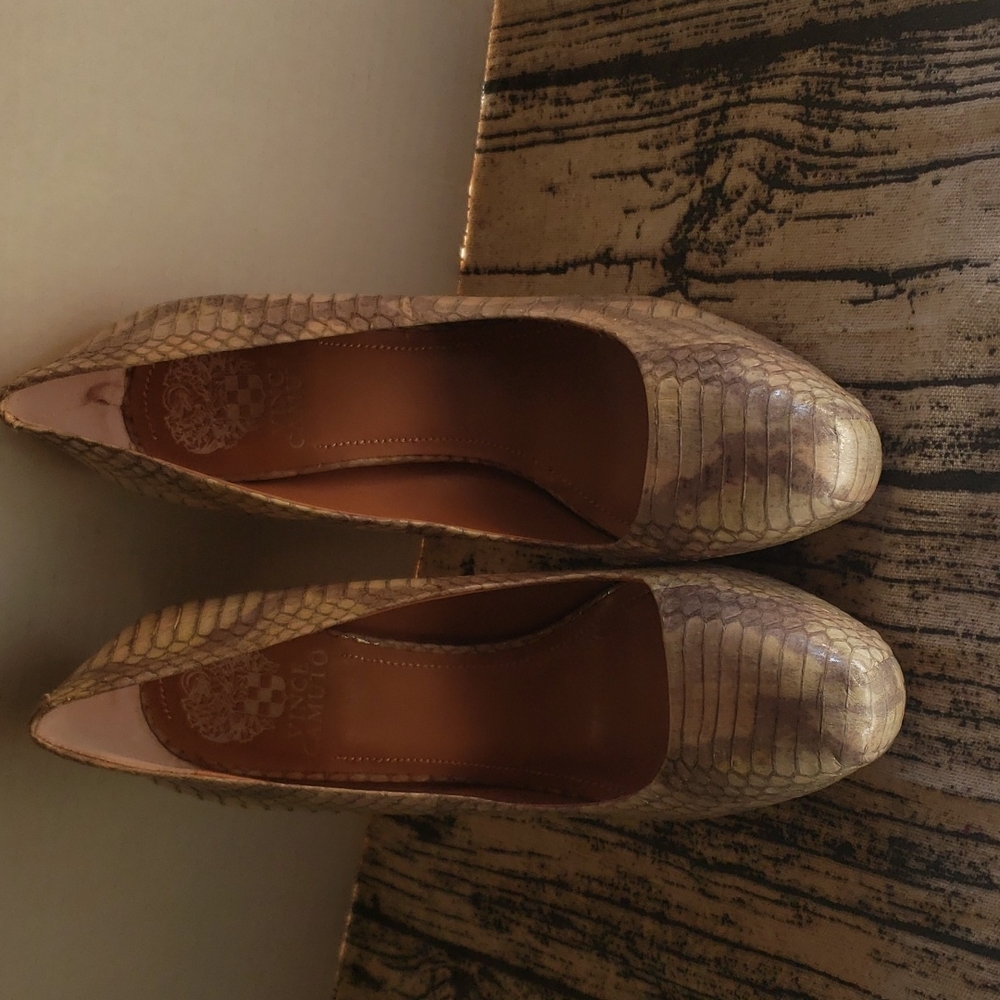 Vince Camuto platform heel